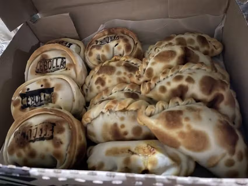 Los Salte&ntilde;os empanadas