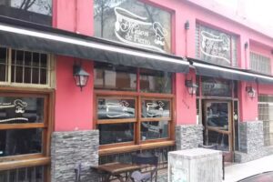 Mes&oacute;n de Fierro