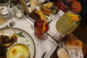 Modesto Godoy Casa de Caf&eacute;