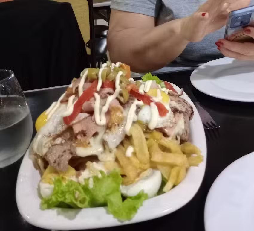 Morena Resto BarCafeter&iacute;a