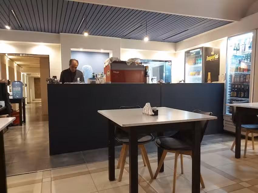 Morgan Caf&eacute; Bar Restaurant