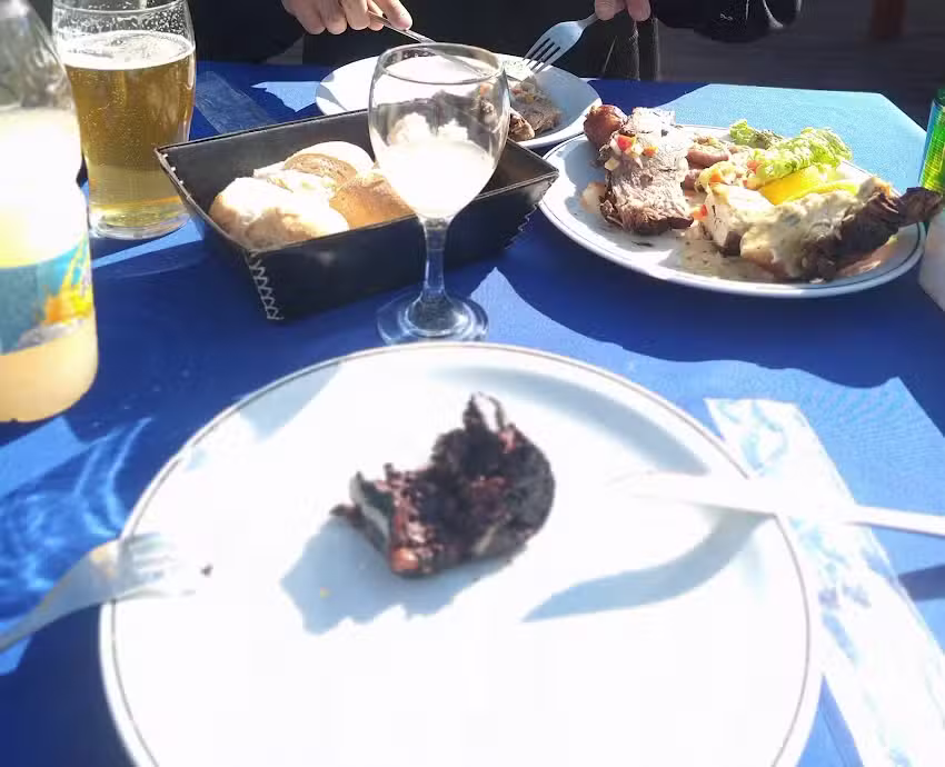 Nicanor Restoran Complejo Foecyt