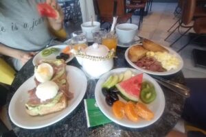 Paratanto Cocina y Cafe