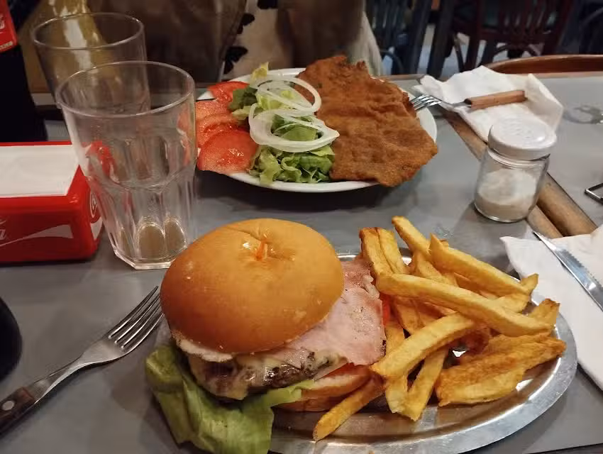 ParrillaRestaurante La Avenida