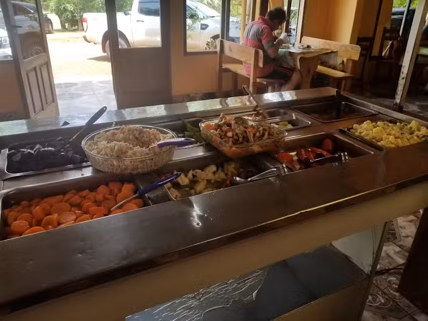 Parrilla Y Hotel El Guri