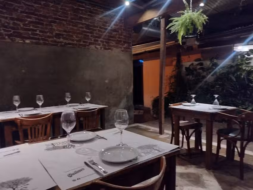 Patio De Los Naranjos