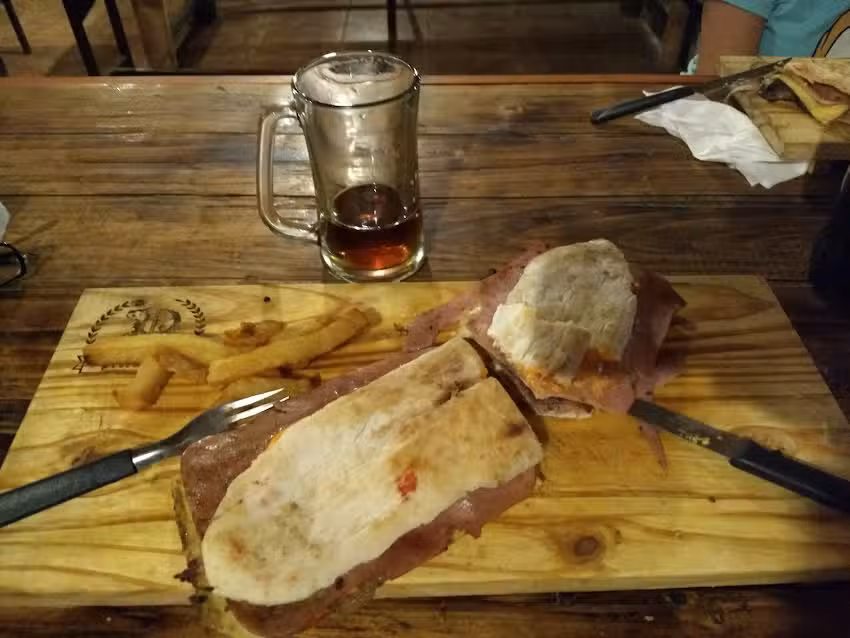 Pedemonte fuego y birras