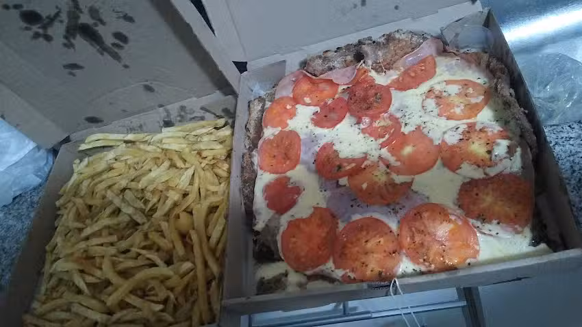Pizzer&iacute;a Los Leones