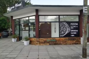 Pizzer&iacute;a Monal