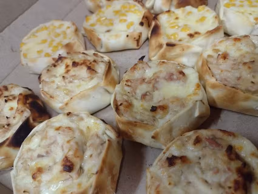 Pizzeria Tuch Empanadas Delivery
