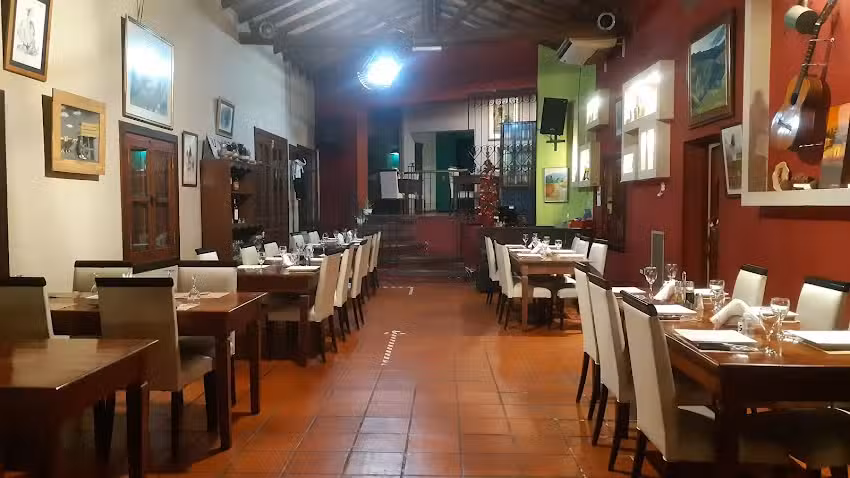Pulper&iacute;a Del Negro Restaurante
