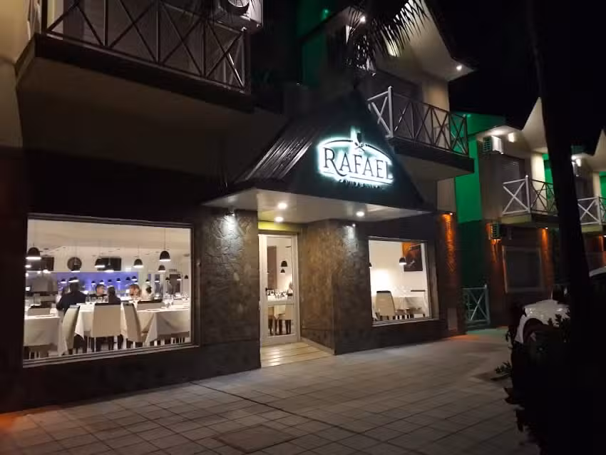 Rafael comidas y vinos