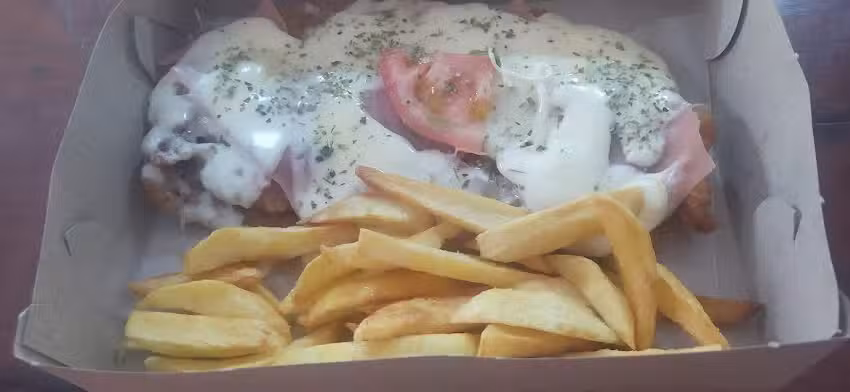 Ra&iacute;ces cocina y bar