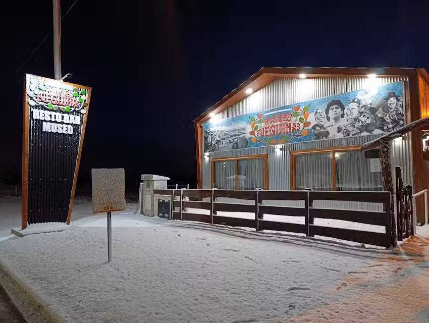 Ra&iacute;ces Fueguinas Museo RestoBar
