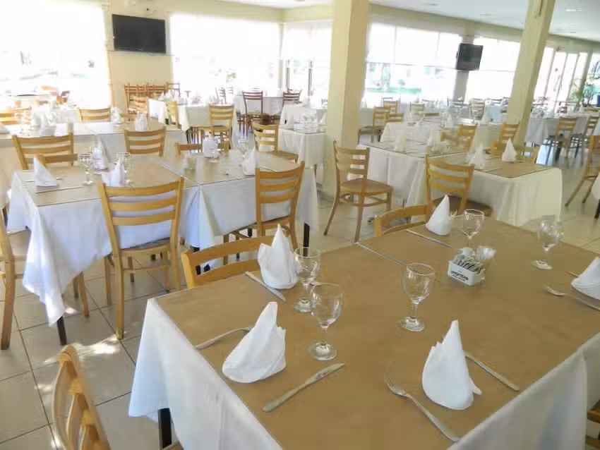 Restaurant Aca Cipolletti