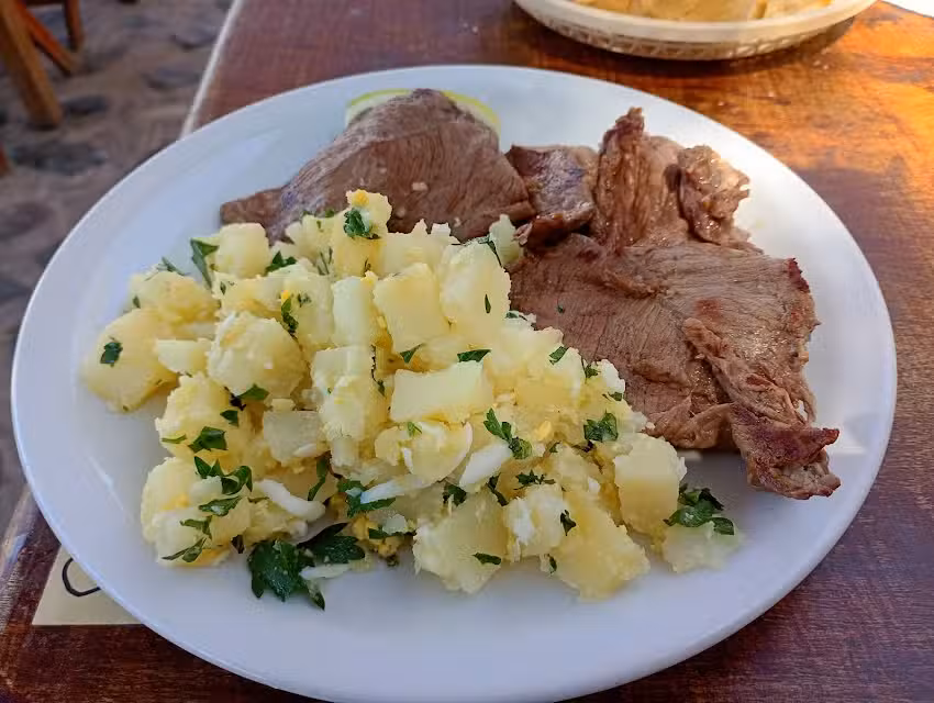 Restaurant El Aujero Museo de Antig&uuml;edades