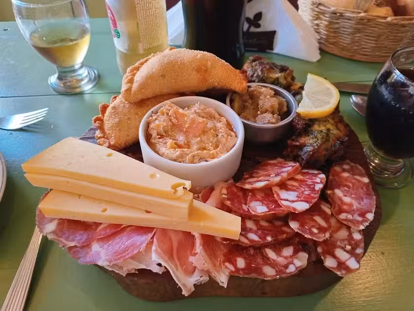 Restaurante La Porte&ntilde;a