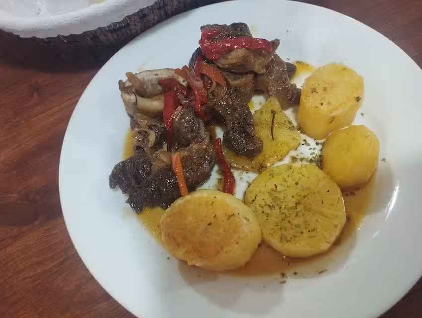 Restaurante los cardones