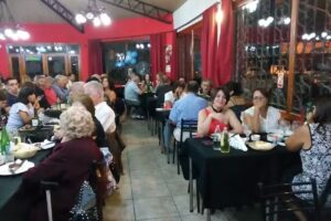 Restaurante Parrilla La Familia De Caseros