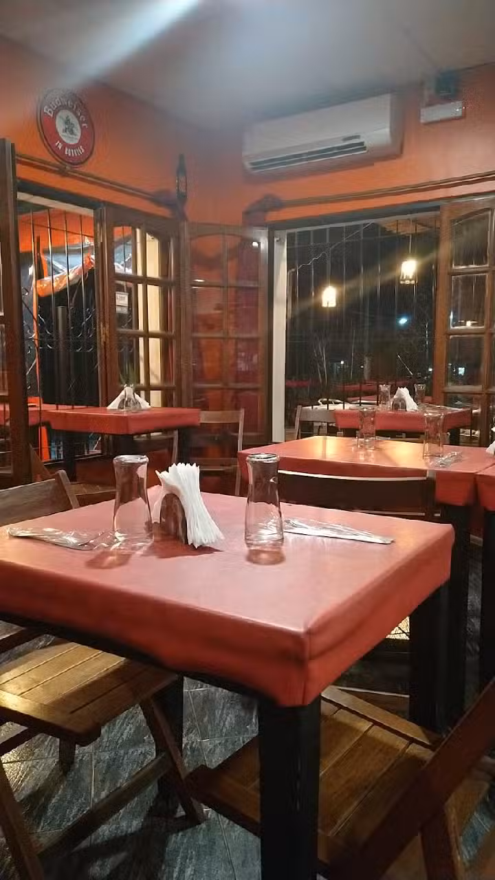 RestoBar Cuatro Estaciones