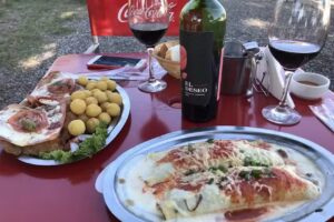 Rica Tentación RestoBar