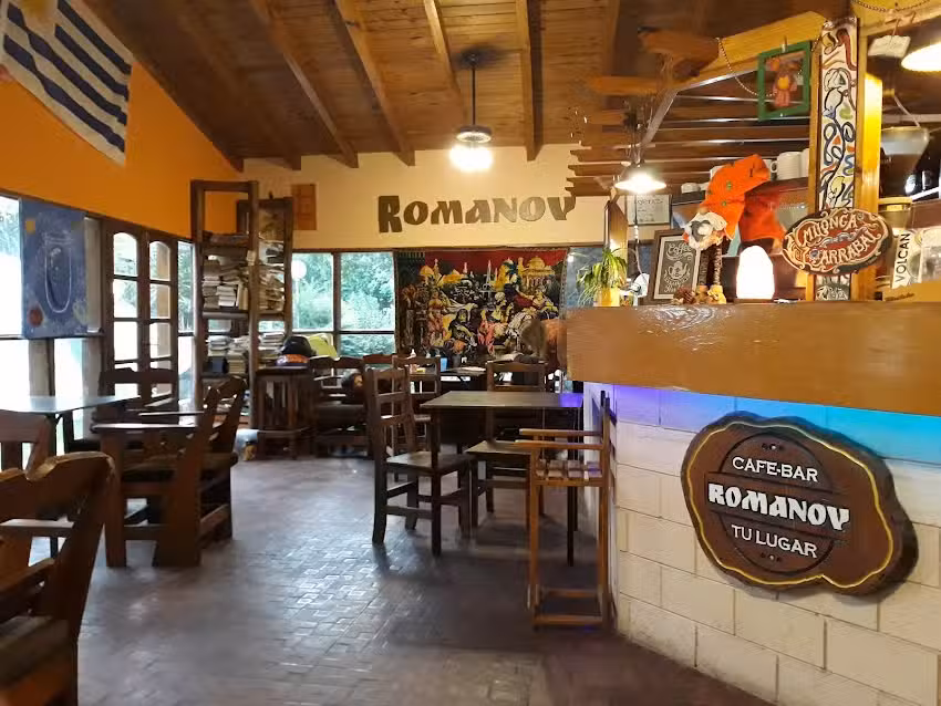 Romanov Caf&eacute;