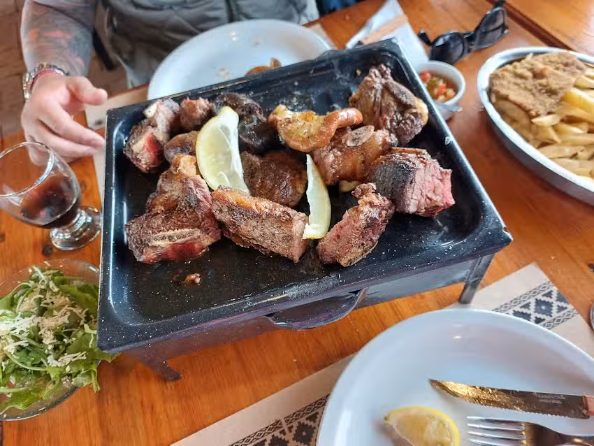 Sabor Gaucho Parrilla m&aacute;s