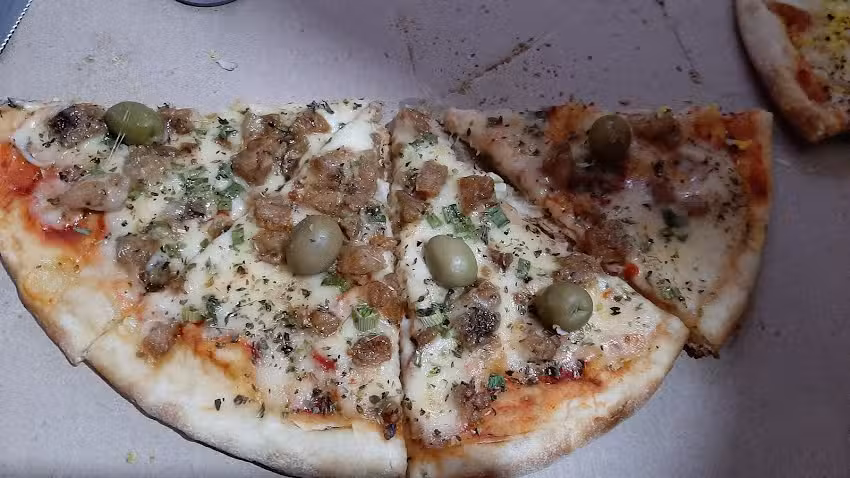 Simona Pizzer&iacute;a