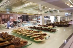 Tante Sara Pasteler&iacute;a Caf&eacute;