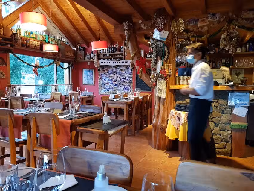 Tasca Pl&aacute;cido