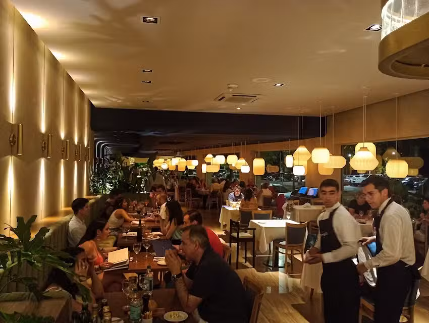 Timb&oacute; Resto Caf&eacute;