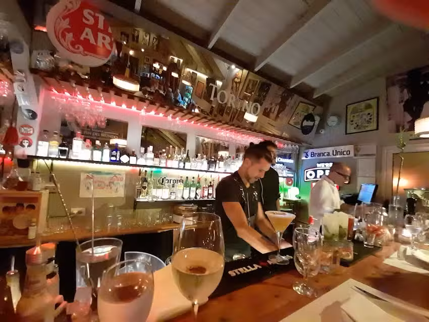 Torino Bar Bistr&oacute;