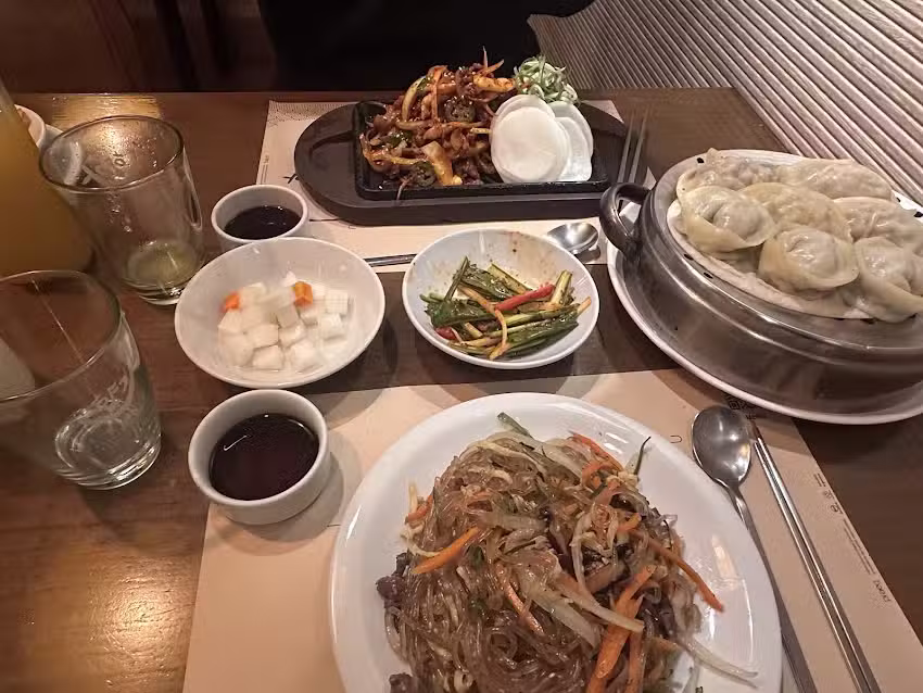 Una Canci&oacute;n Coreana 향가