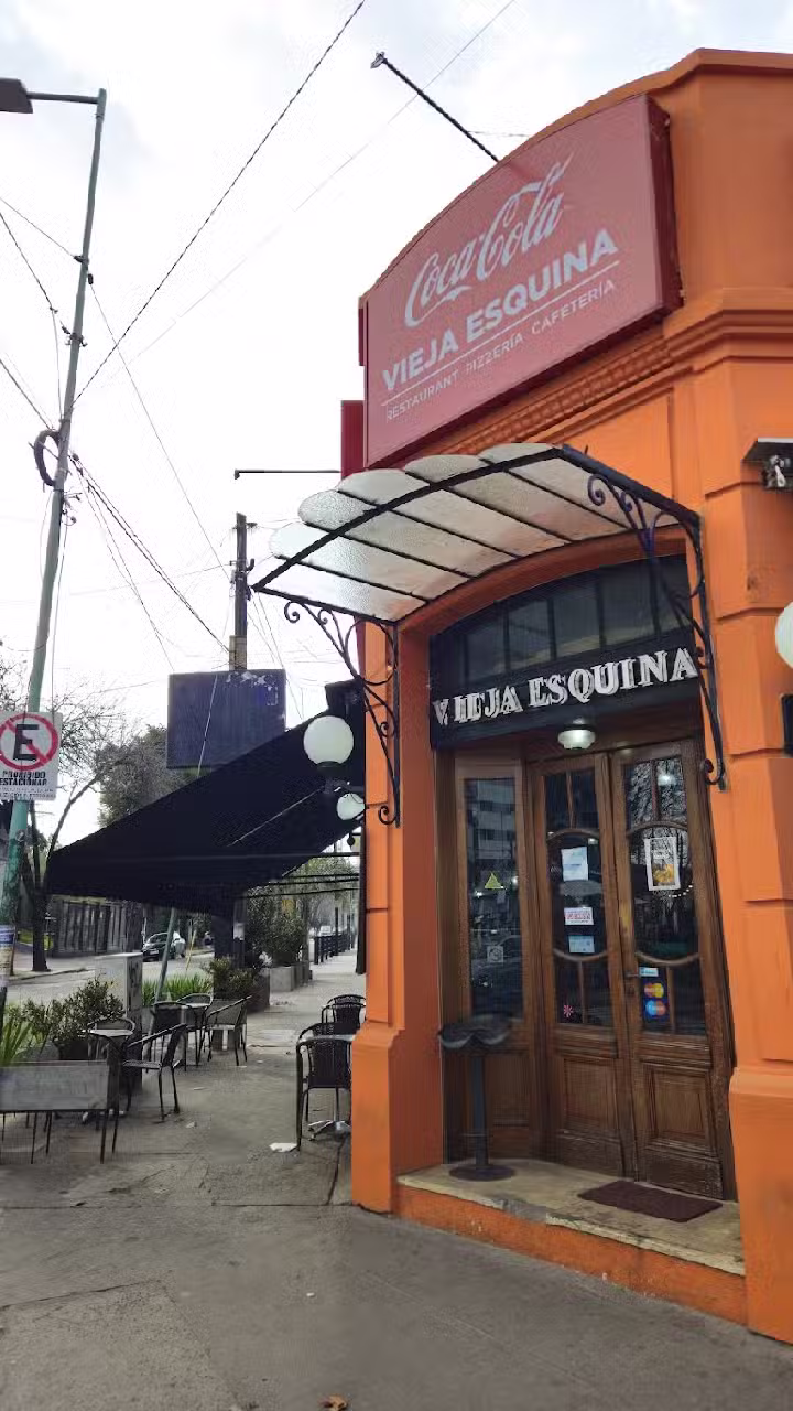 Vieja Esquina