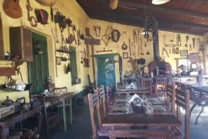 Viejo almac&eacute;n de Cobo