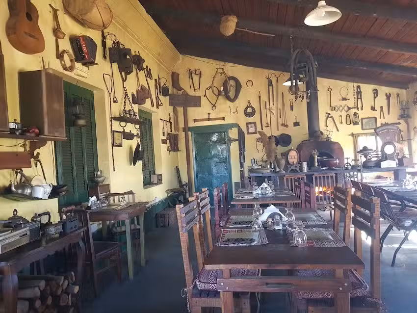 Viejo almac&eacute;n de Cobo