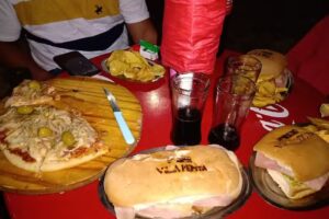 Villa Pepita restoran se mudo frente al lago