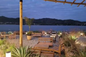 Village Lake Resto Grill