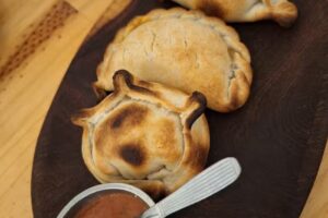 Wine Bar Cafayate Comidas y Picadas Vinos de altura Comidas Regionales Vegetariana y Vegana